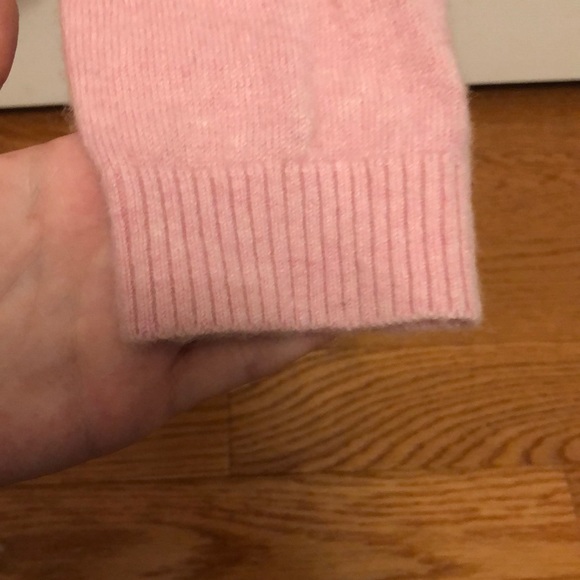 Pink sweater - Picture 3 of 4